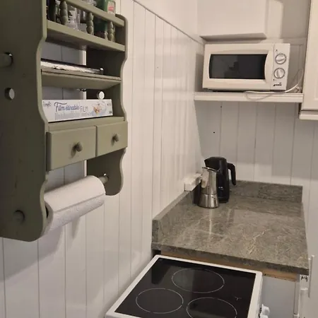 Rose Ле-Лаванду