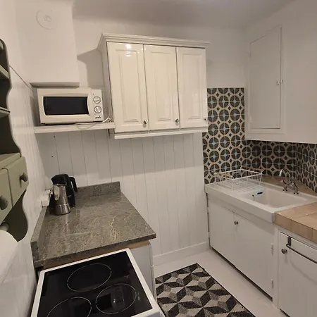 Rose Ле-Лаванду